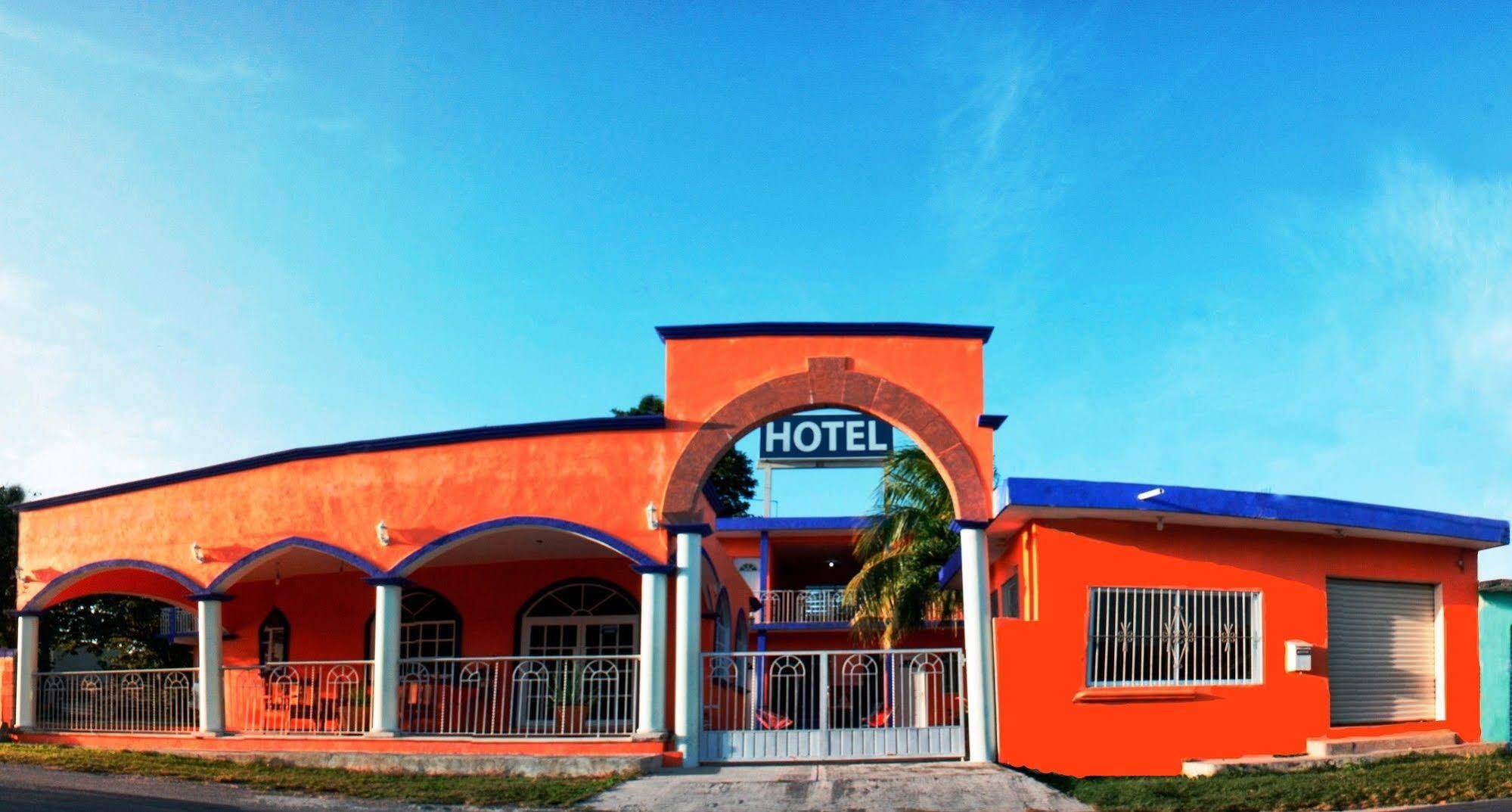 Hotel Hacienda Бакалар Екстериор снимка